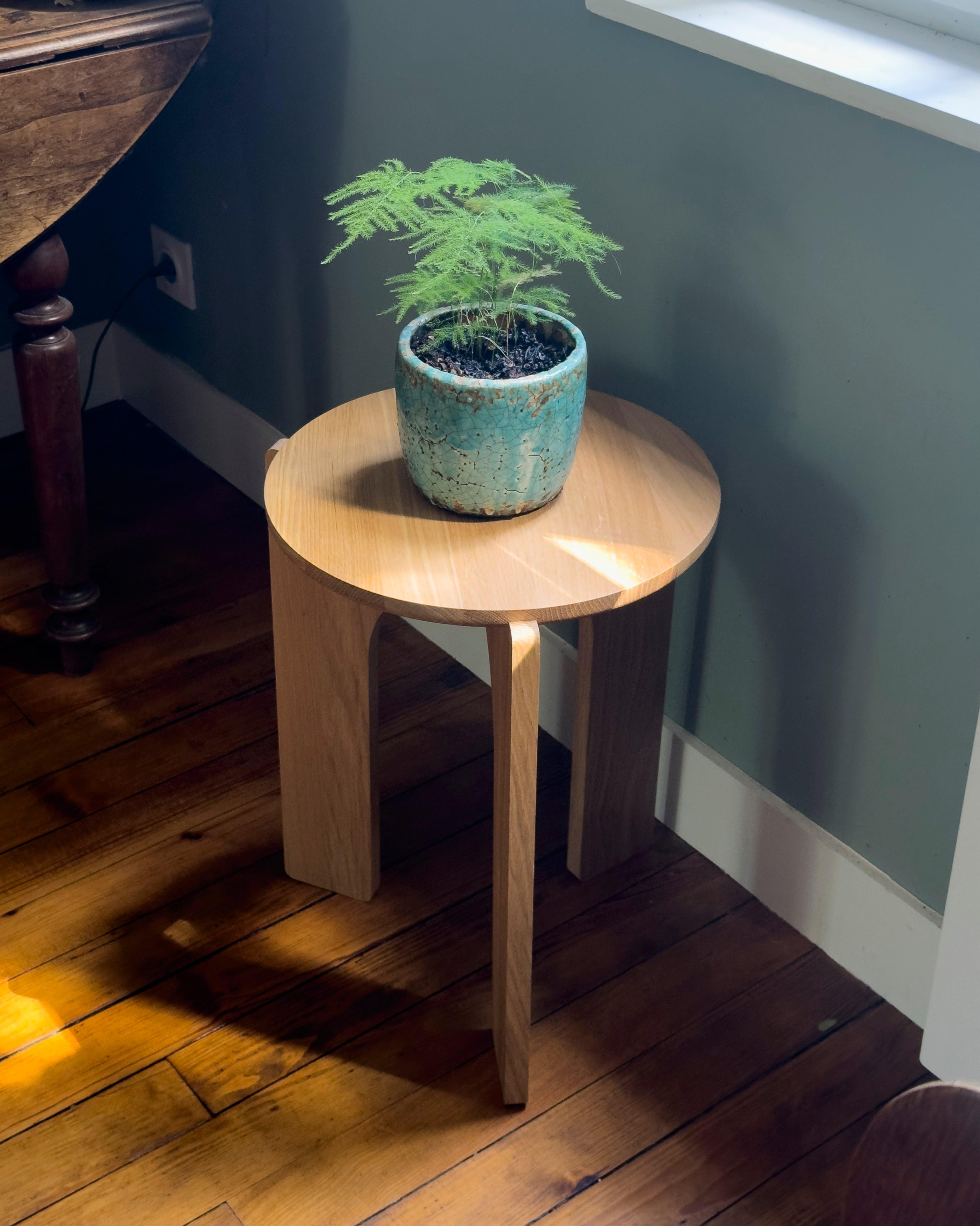 Arche - Table d'appoint en chêne