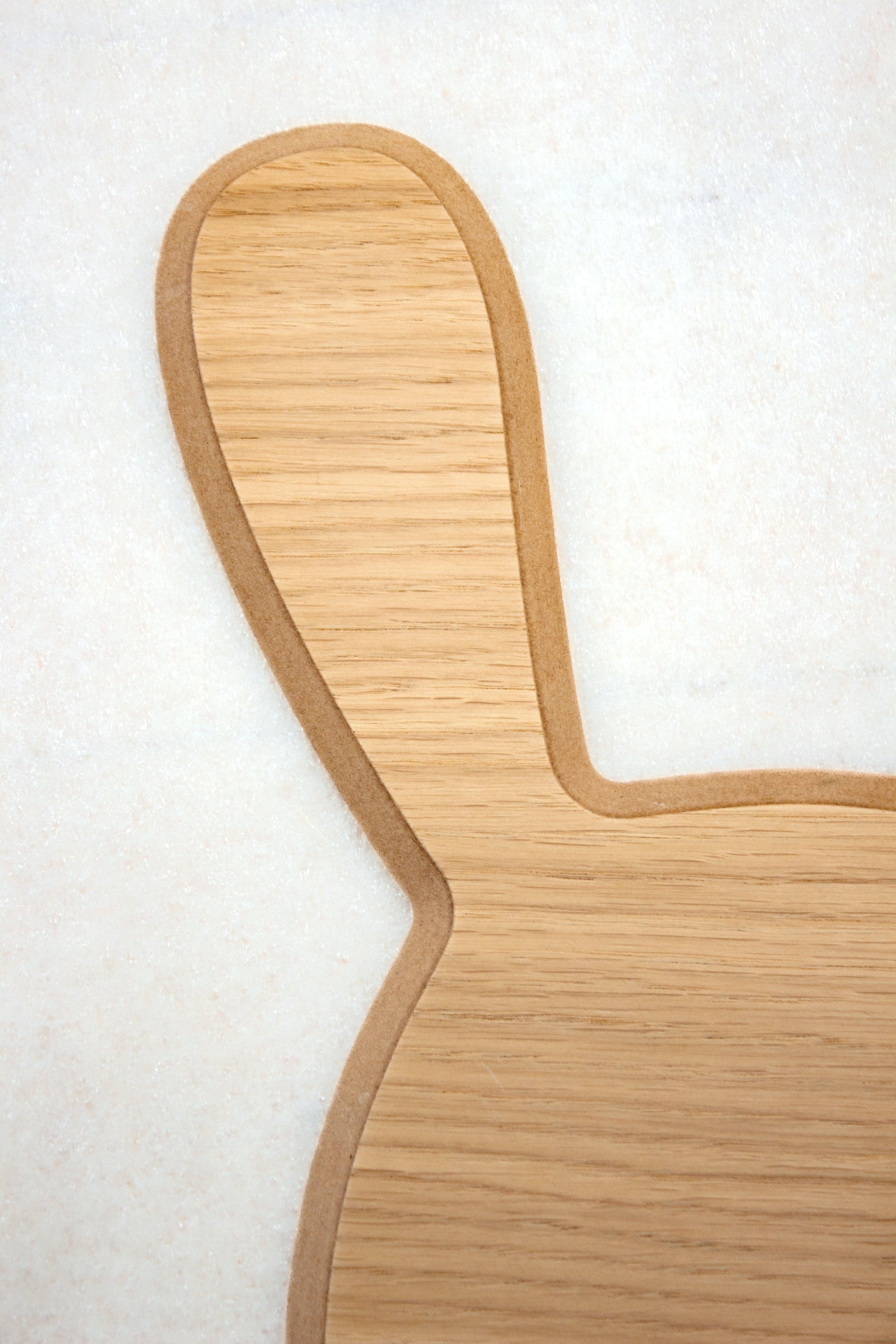 Lapin Au Mur - Reine Mère
